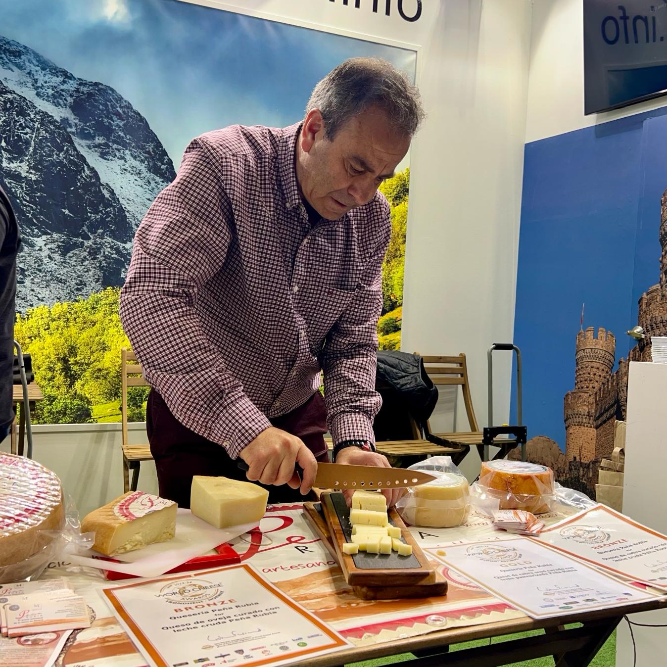 Feria de Turismo Fitur 2004 